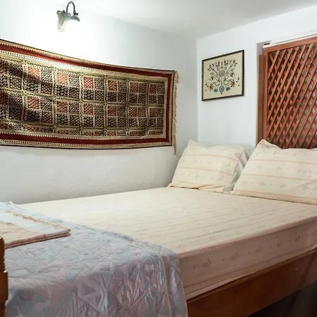 το παραδοσιακό σπίτι του φτούλη! Apartment *