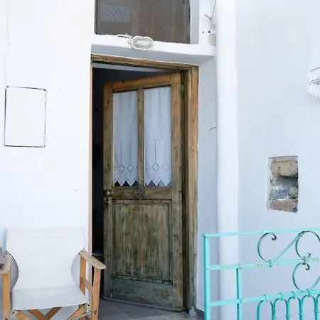 το παραδοσιακό σπίτι του φτούλη! * Skyros